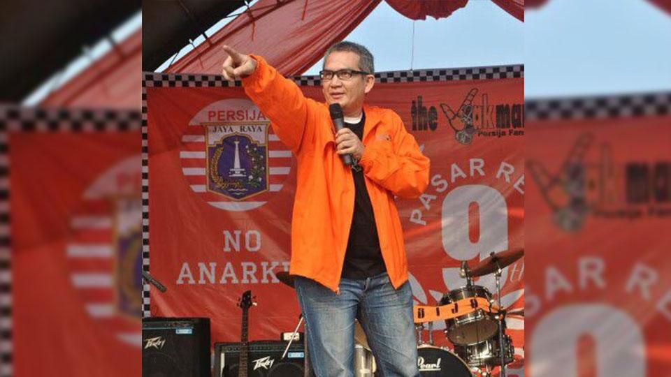 Tauhid Indrasjarief atau biasa dipanggil Bung Ferry, Ketum Jakmania. - INDOSPORT